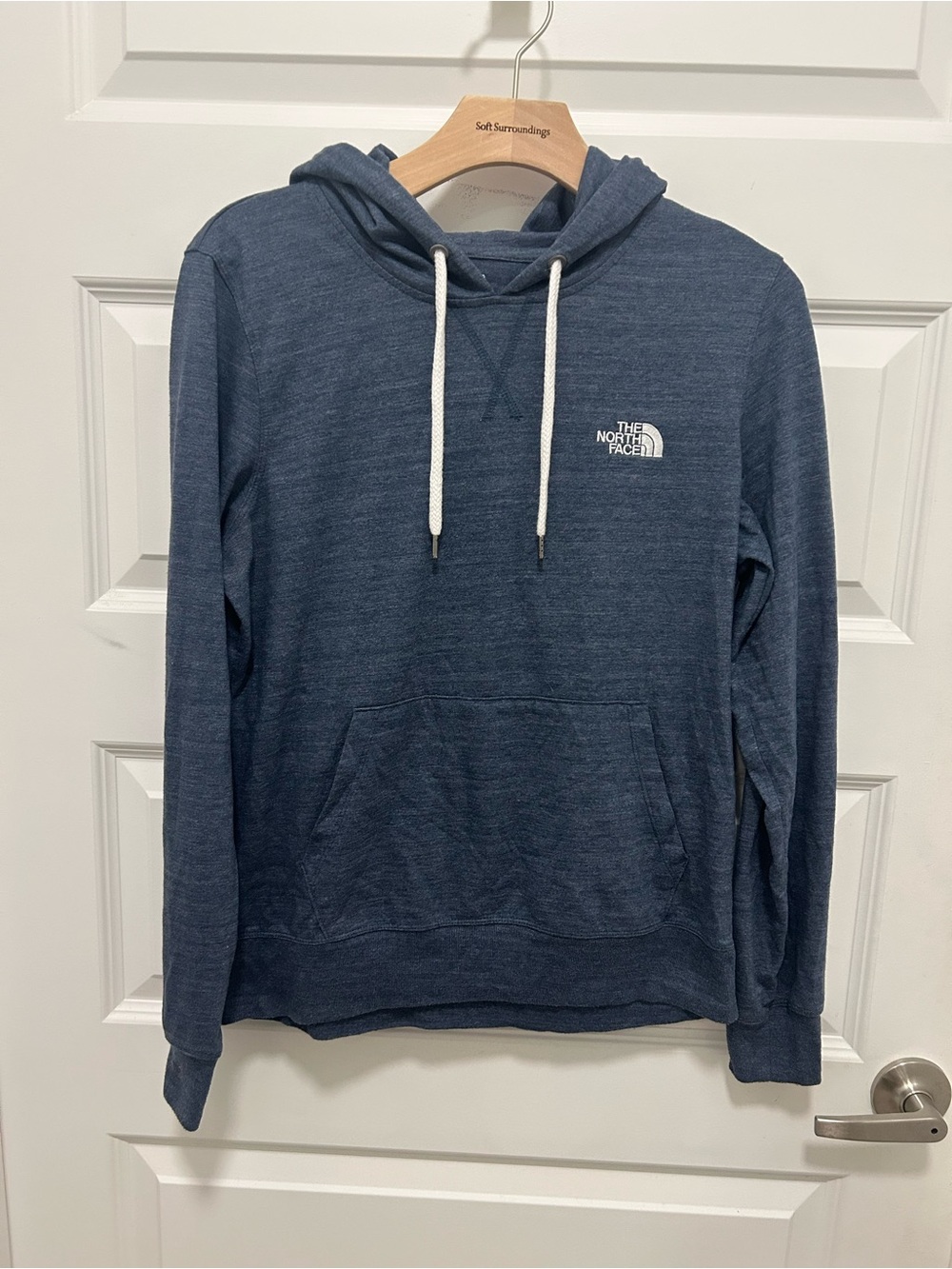 The North Face Women's Blue Pullover Hooded Sweatshirt Lightweight L